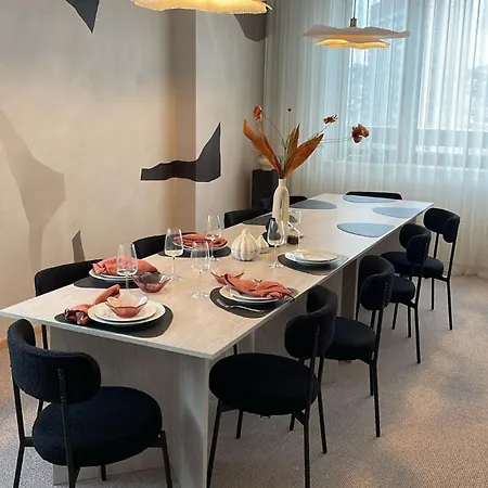 Panorama View Design Apts In Old Town - Free Parking *