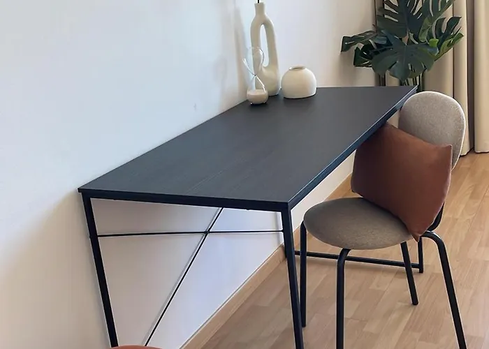 Panorama View Design Apts In Old Town - Free Parking شقة براتسيلافا