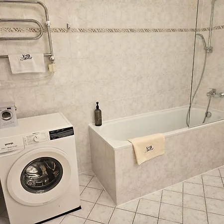 Panorama View Design Apts In Old Town - Free Parking *